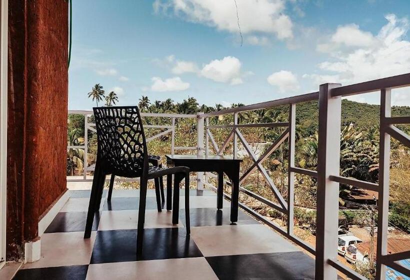 호텔 Vaggi S Place