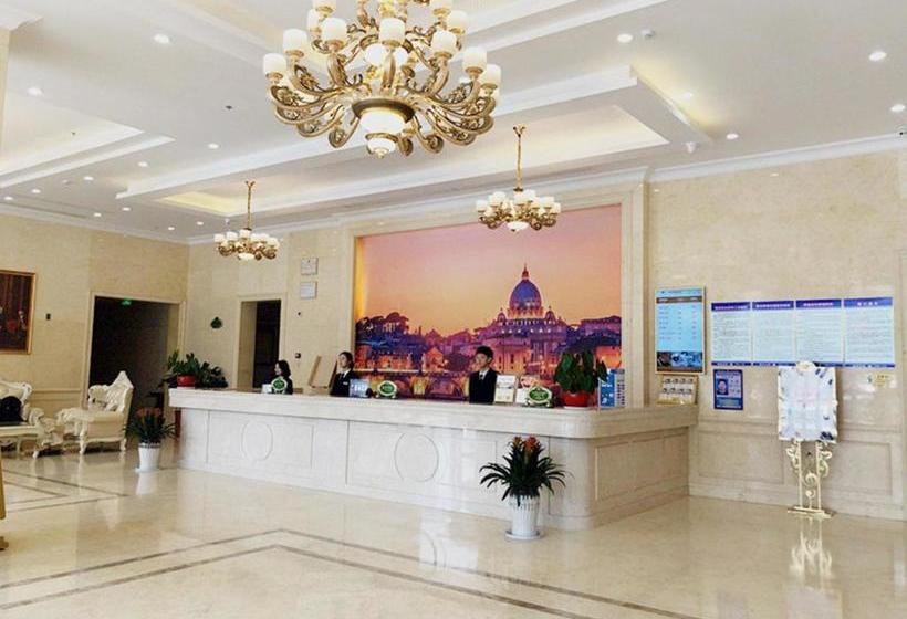 Отель Vienna International