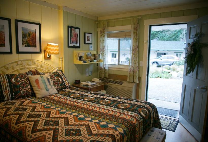 فندق على الطريق Outside Inn