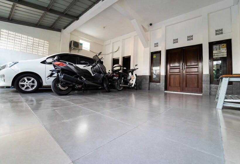 Пансион Koolkost Syariah Near Mrt Lebak Bulus Station