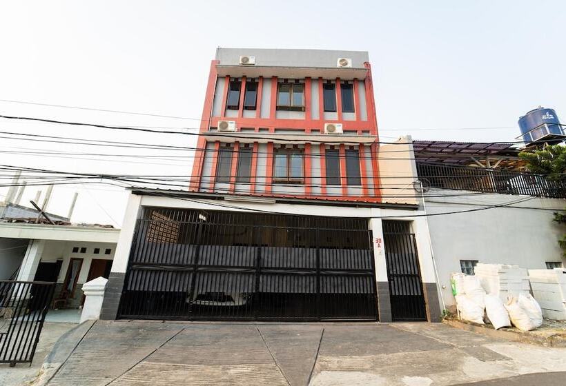 Пансион Koolkost Syariah Near Mrt Lebak Bulus Station