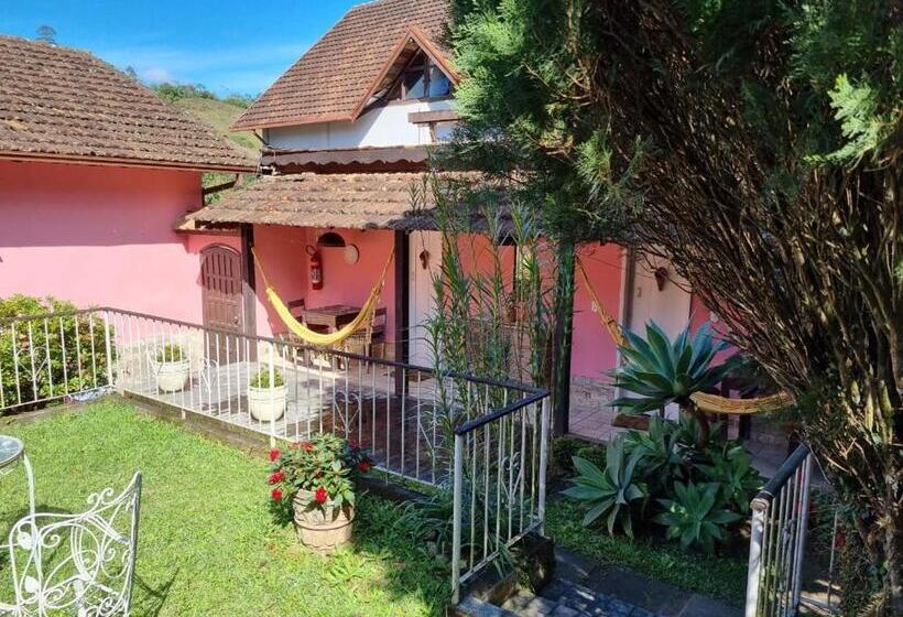 Общежитие Pousada Lírio Do Campo