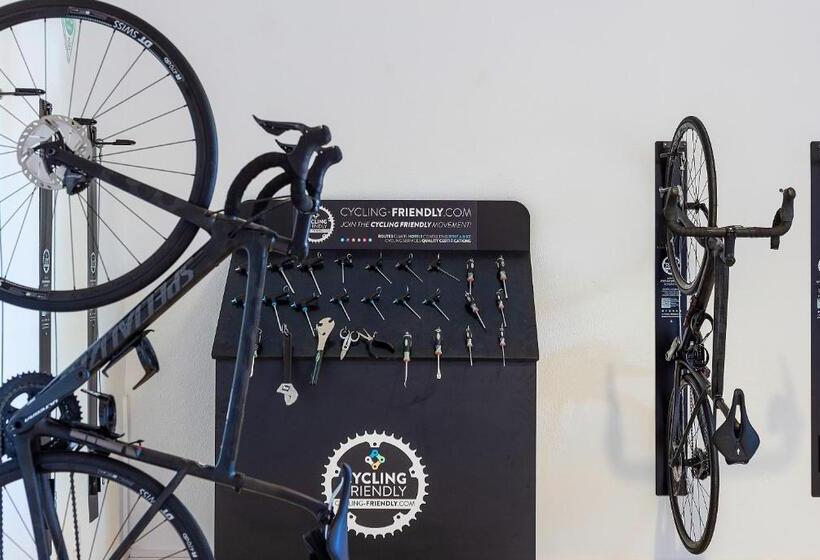 Apartamentos Cala Murada Tennis