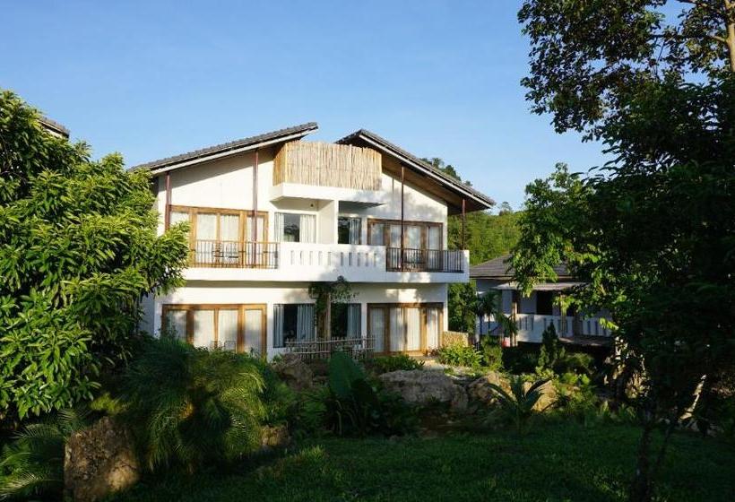 Bakhan Village Resort