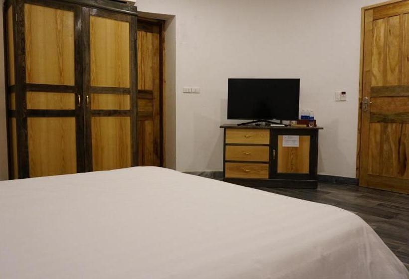 Bakhan Village Resort