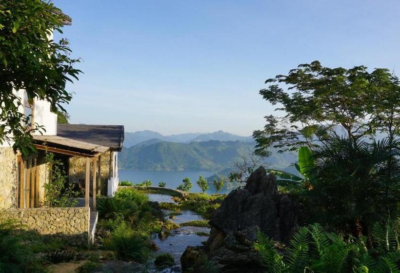 Bakhan Village Resort