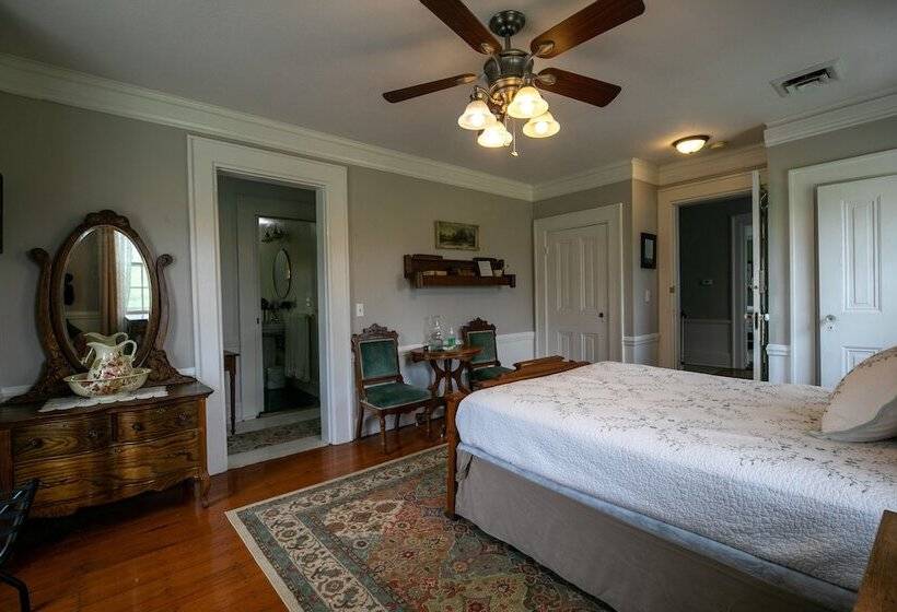 مبيت وإفطار Willard Richards Inn