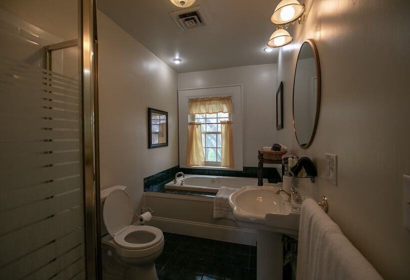 مبيت وإفطار Willard Richards Inn