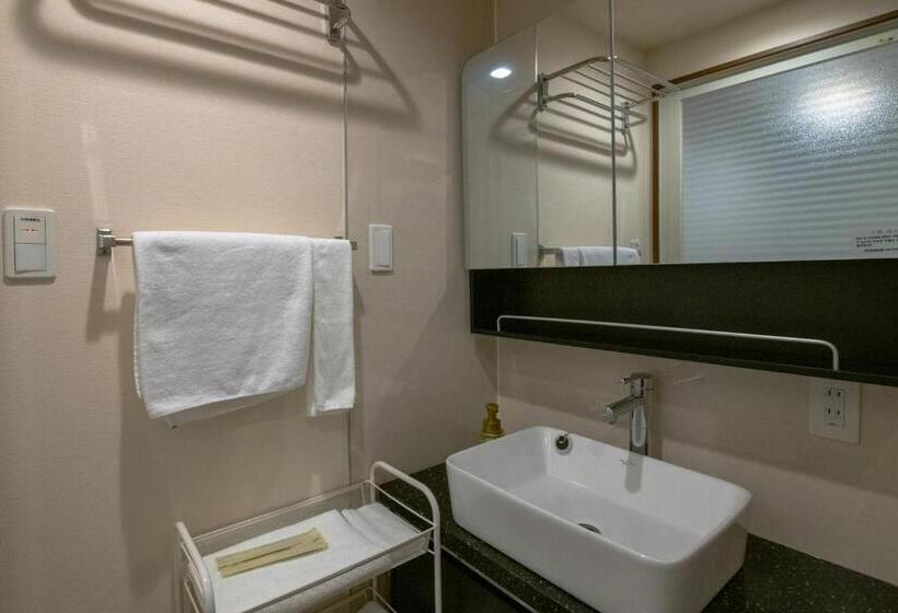 בית מלון כפרי Aqua Resort In Chatan
