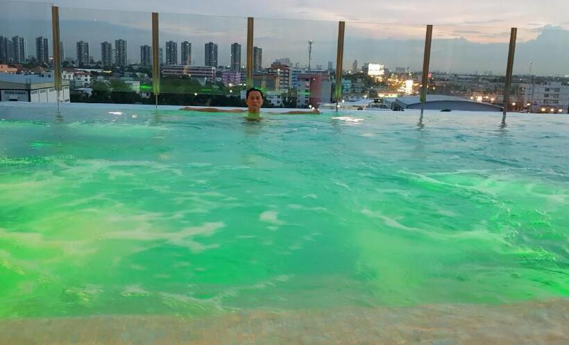 ホテル Bluetel Re Sidence Bangkok Impact 1 Time Drop Off Service To Impact