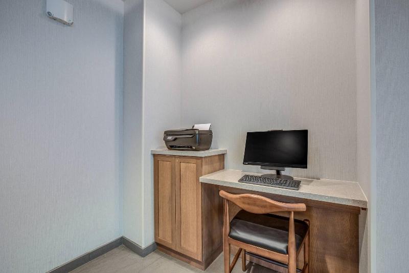 فندق Fairfield Inn & Suites Whitewater