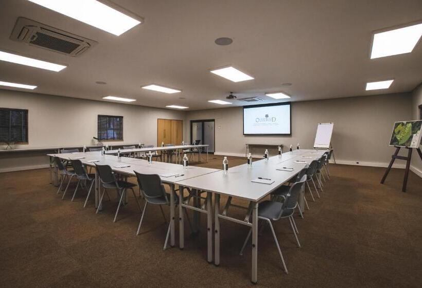 Отель Olivewood