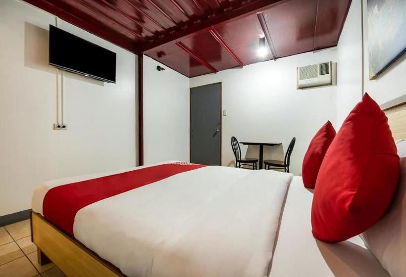 ホテル Oyo 462 Crave Park