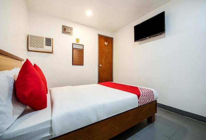 ホテル Oyo 462 Crave Park