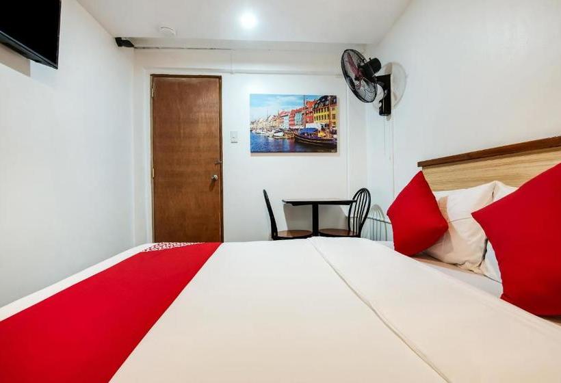 ホテル Oyo 462 Crave Park