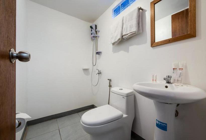 ホテル Oyo 462 Crave Park