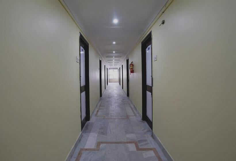 Super Hotel O Raja Residency Near Snow World