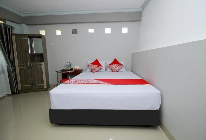 هتل Oyo 739 Residence Si Kancil