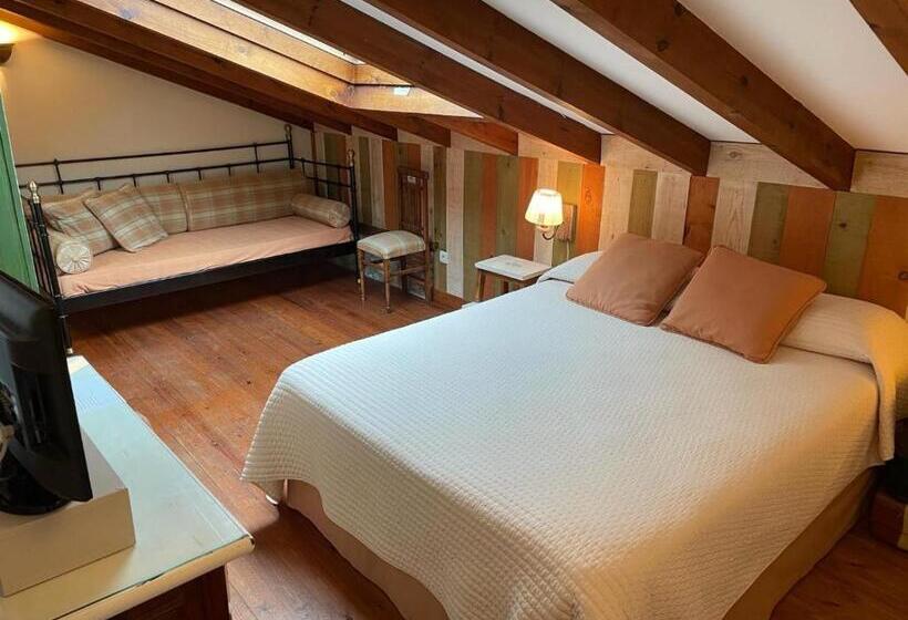 酒店 Posada La Llosa De Somo