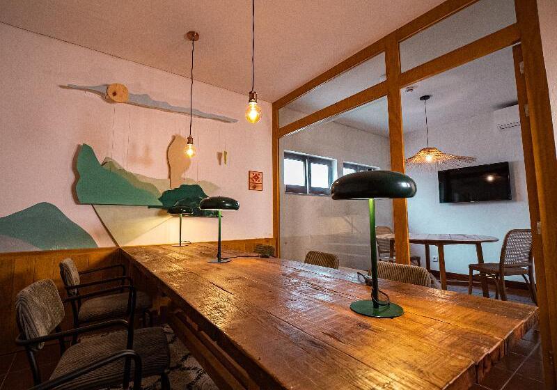 فندق Selina Geres