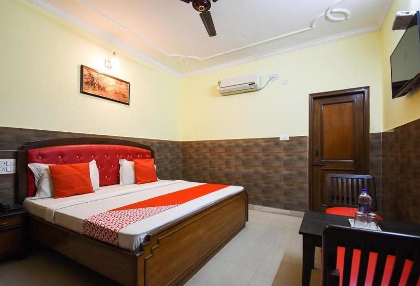 فندق Spot On 64405  Ranson Grand