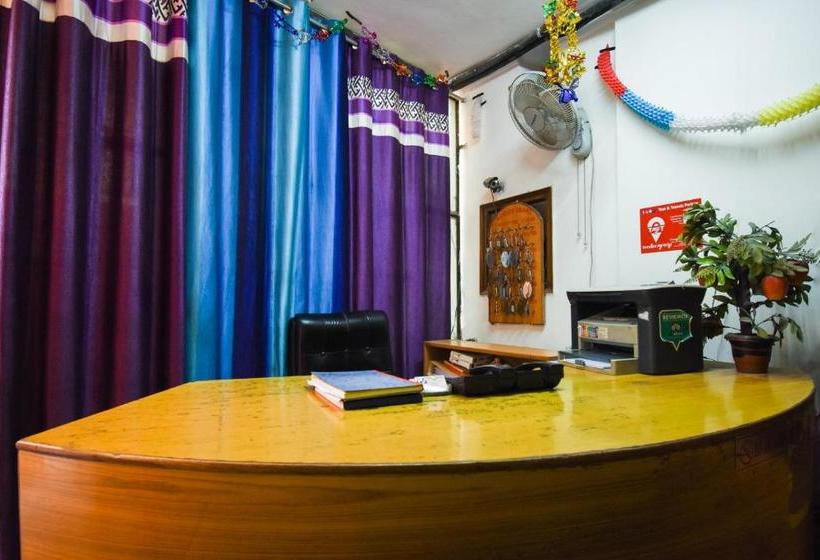 فندق Spot On 64405  Ranson Grand