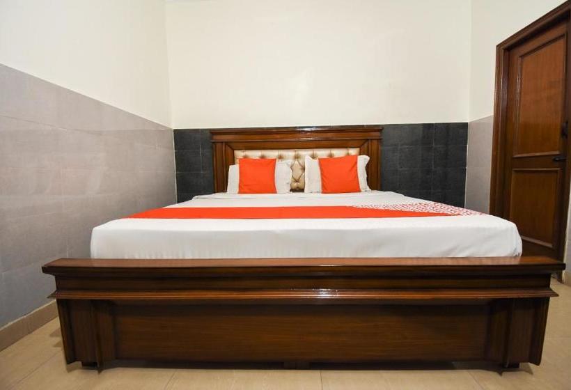 فندق Spot On 64405 Ranson Grand