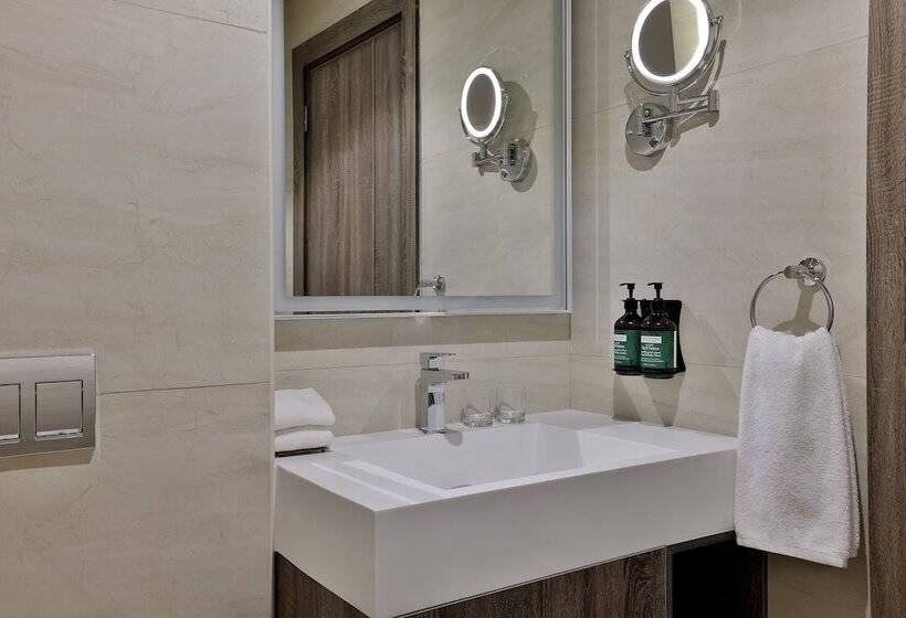 فندق Voco Al Khobar, An Ihg