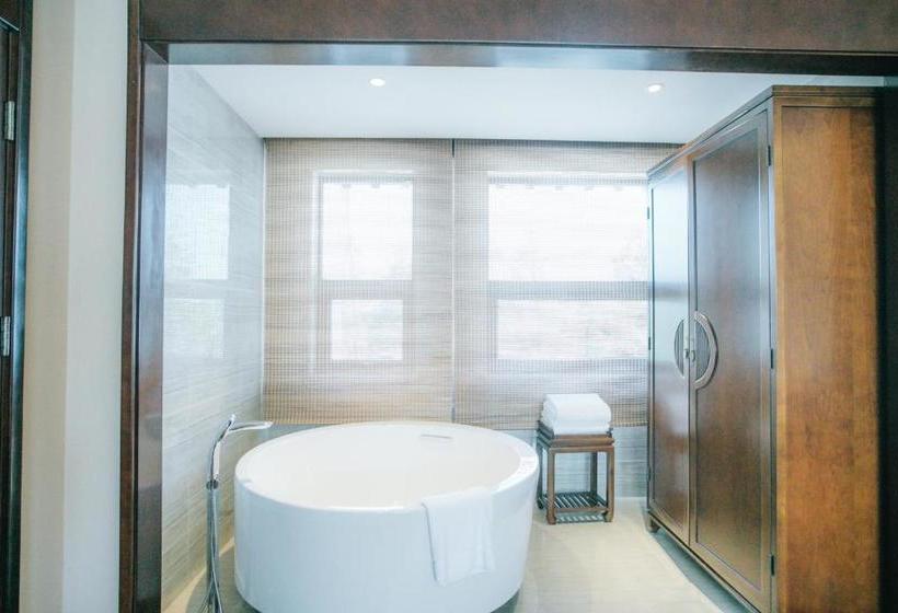 Otel Xinhualian Lvxingu