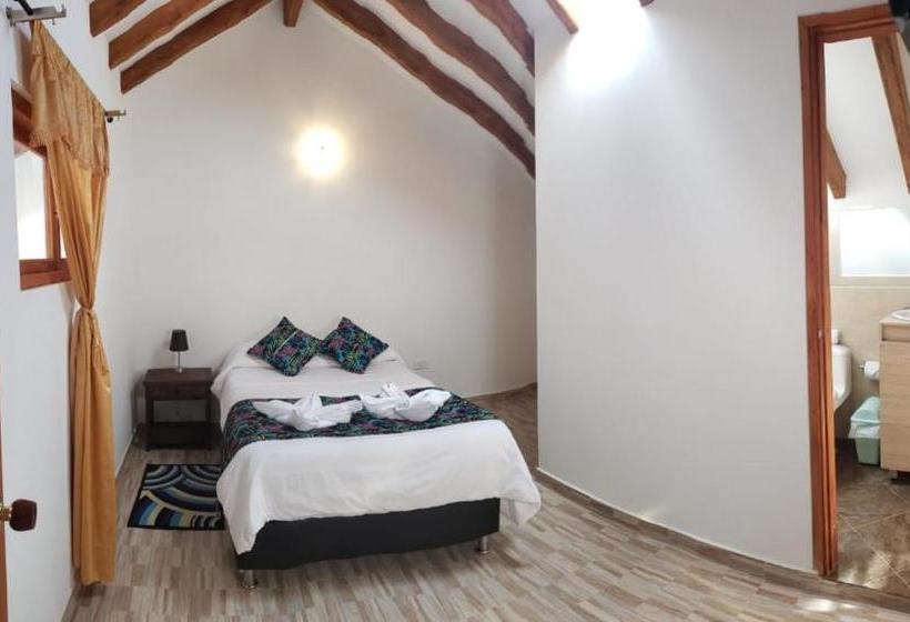 پانسیون Apartahotel Margaritas De La Villa