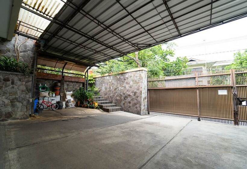 膳宿费 Koolkost Near Btc Fashion Mall 2