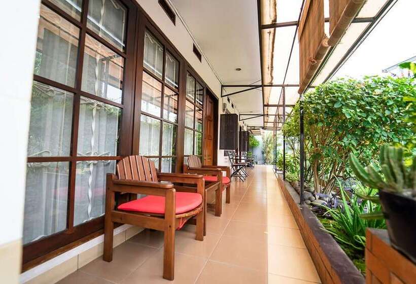 膳宿费 Koolkost Near Btc Fashion Mall 2