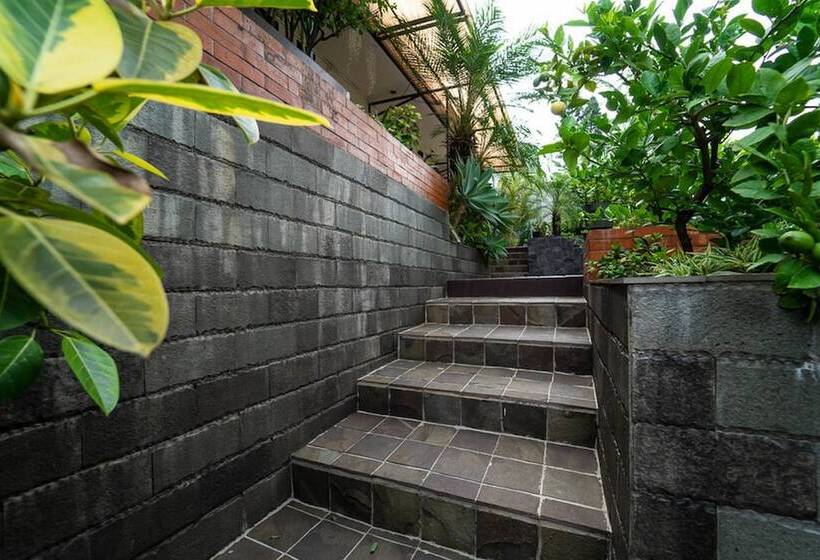 膳宿费 Koolkost Near Btc Fashion Mall 2