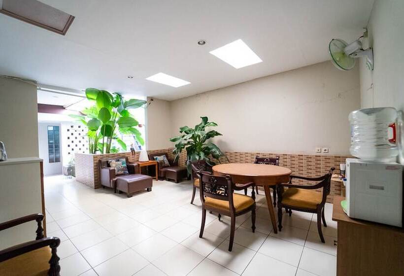 膳宿费 Koolkost Near Btc Fashion Mall 2