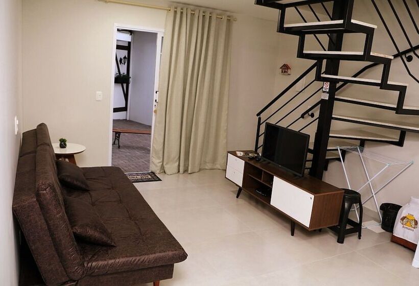 פנסיון Pousada Germanica