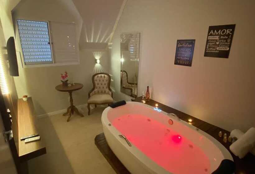 פנסיון Pousada Germanica