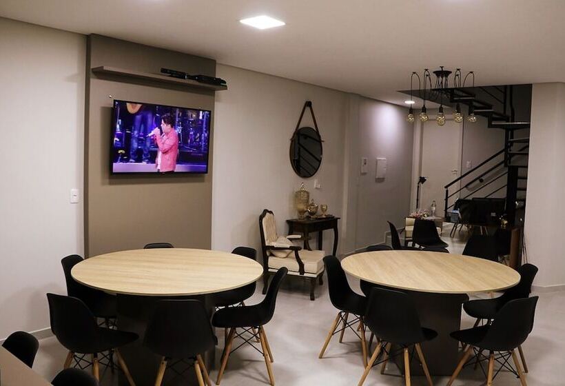 פנסיון Pousada Germanica