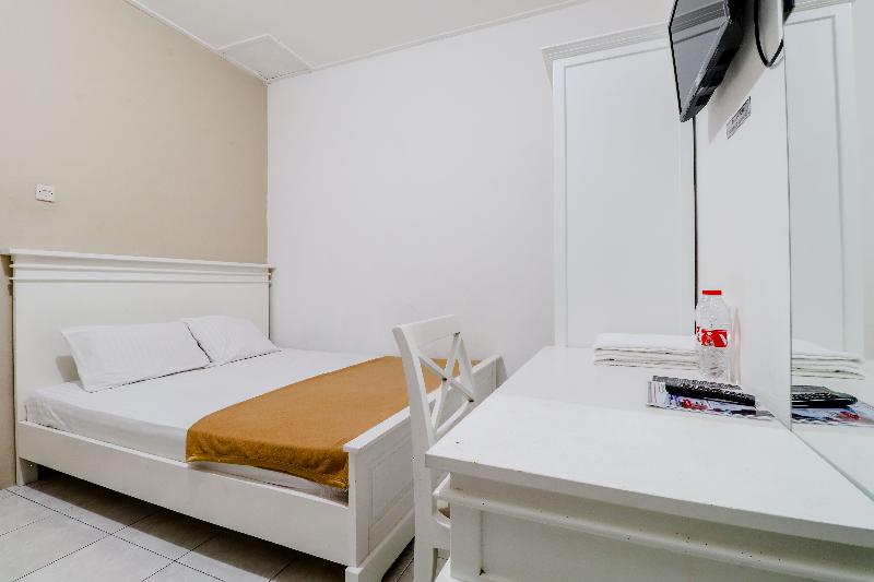 פנסיון Ratu Guesthouse