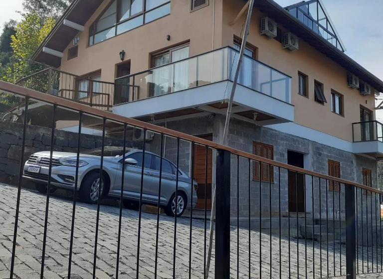 פנסיון Vinicola E Pousada Peculiare