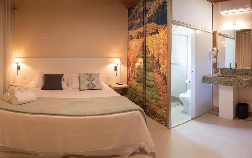 פנסיון Vinicola E Pousada Peculiare