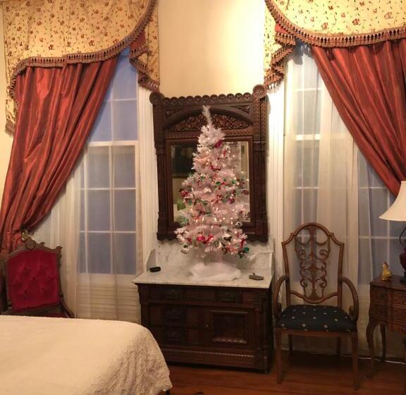 The Montgomery B&b