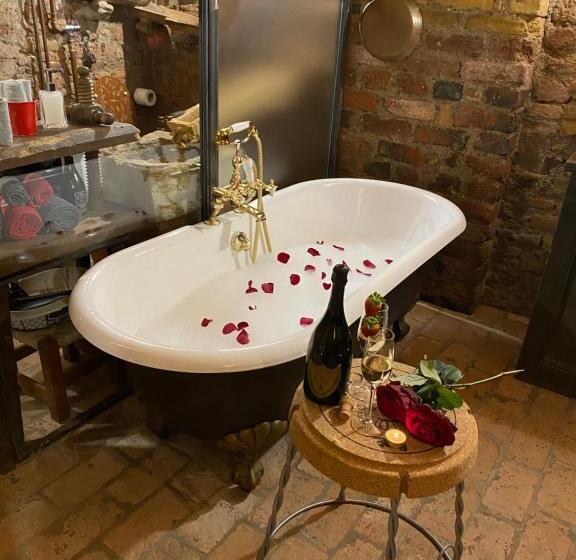 ベッドアンドブレックファースト Al Silter