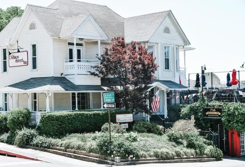 تختخواب و صبحانه Dickson Street Inn