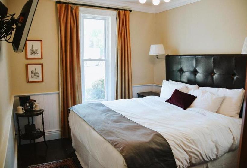 مبيت وإفطار Dickson Street Inn