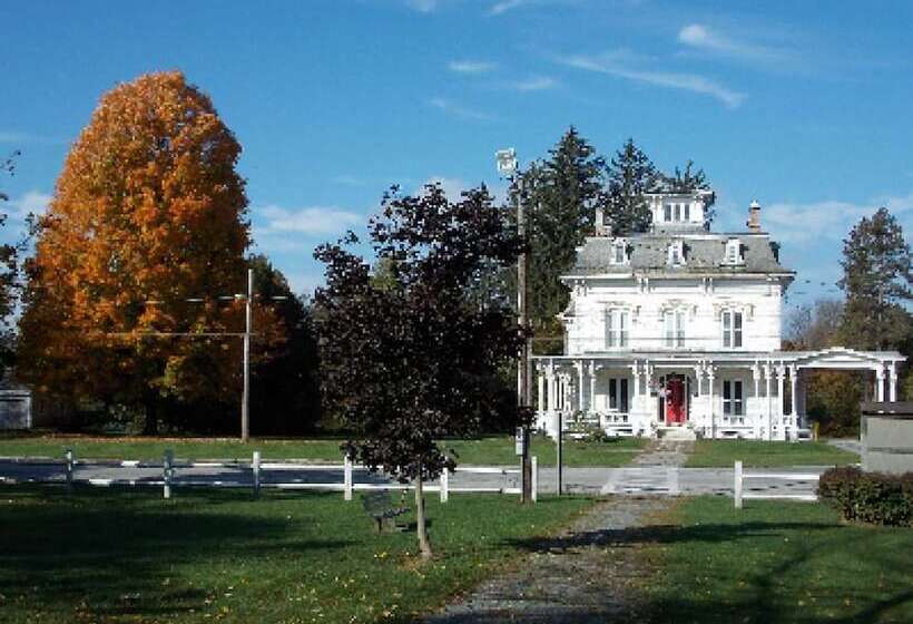 ベッドアンドブレックファースト Marble Mansion Inn