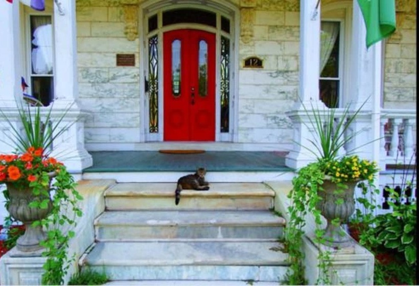 ベッドアンドブレックファースト Marble Mansion Inn