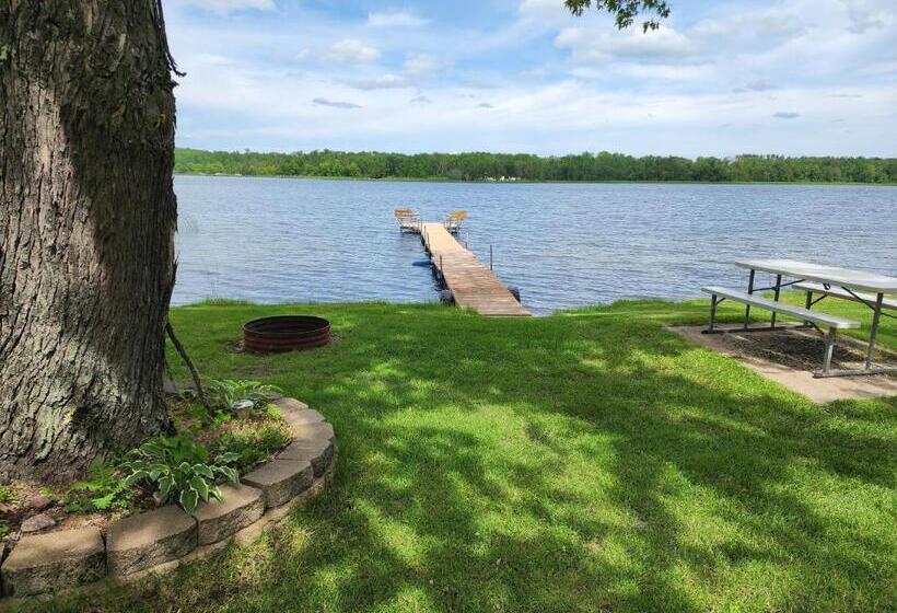 Blue Moon Resort & Motel