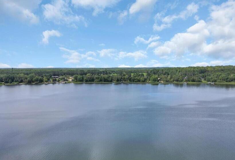 Blue Moon Resort & Motel