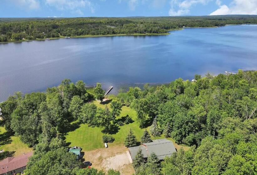 Blue Moon Resort & Motel