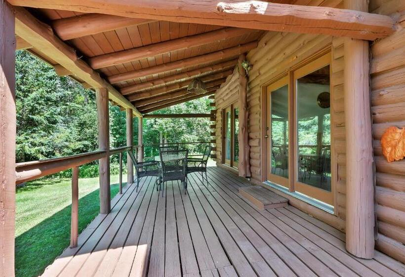 Blue Moon Resort & Motel